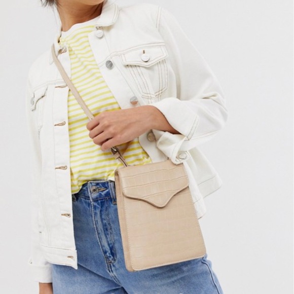 NWOT ASOS Ivory Croc Crossbody Bag - Picture 6 of 7